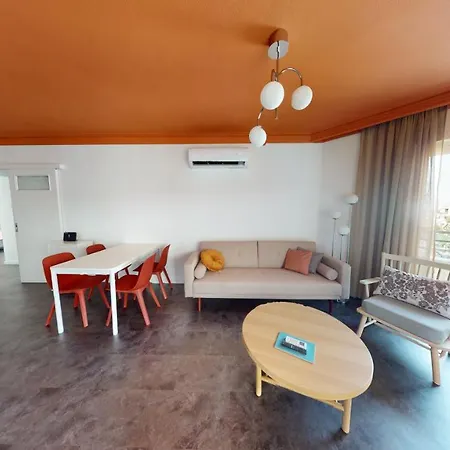 Onezerotwo By Zoia Living * אתונה