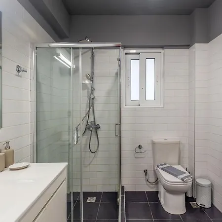 Onezerotwo By Zoia Living * אתונה